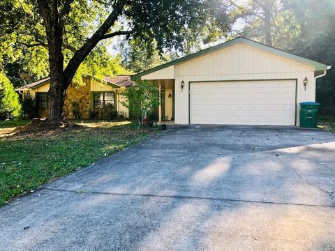 A home in Lilburn