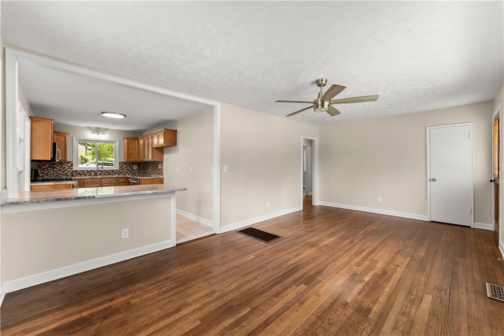 2571 Gentilly Place