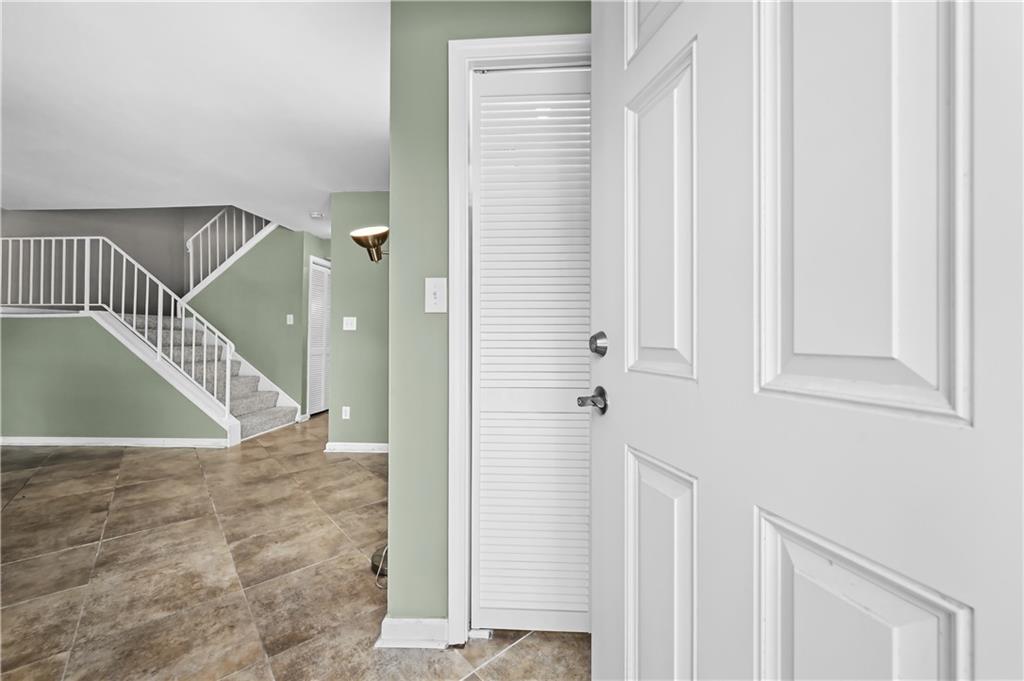 1101 Scott Boulevard