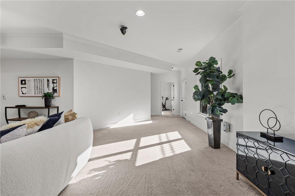 The Summit at Piedmont - Residential