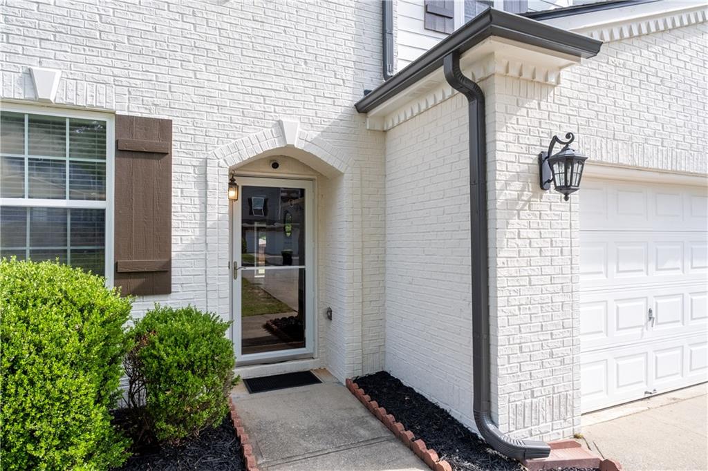 84 Parkmont Court