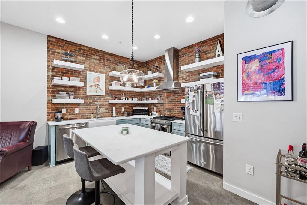 680 Greenwood Avenue NE 209