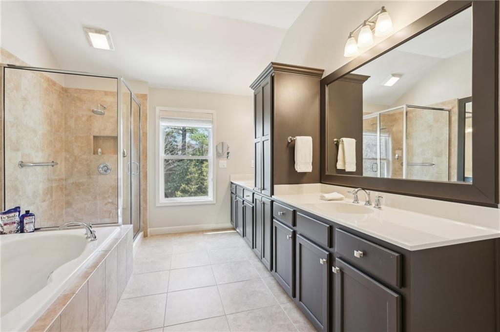 7110 Lowery Oak Drive, Roswell, Georgia image 38