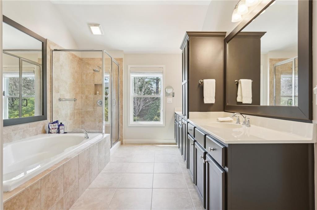 7110 Lowery Oak Drive, Roswell, Georgia image 45