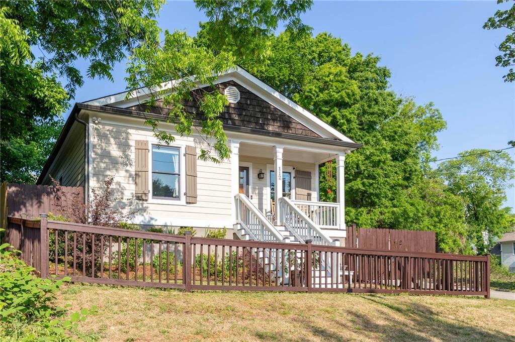 112 Wesley Avenue NE