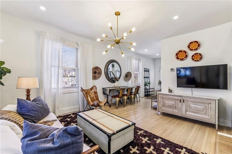 196 Reinhardt Street SE A