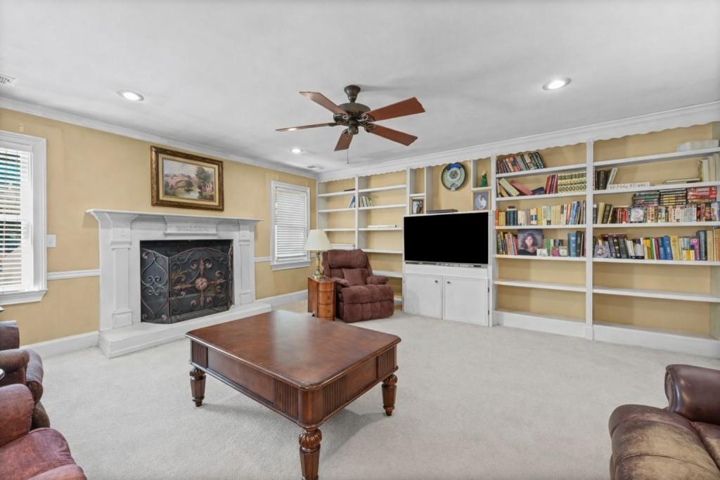 1530 Woodstock Road