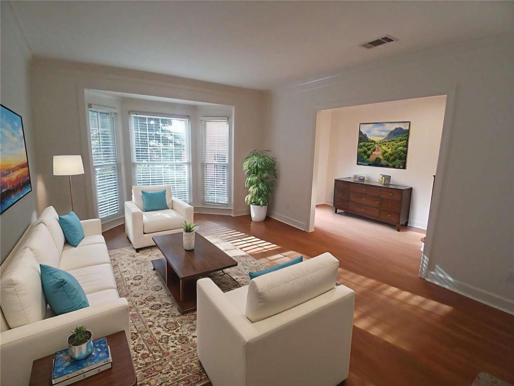 4 Mount Vernon Circle