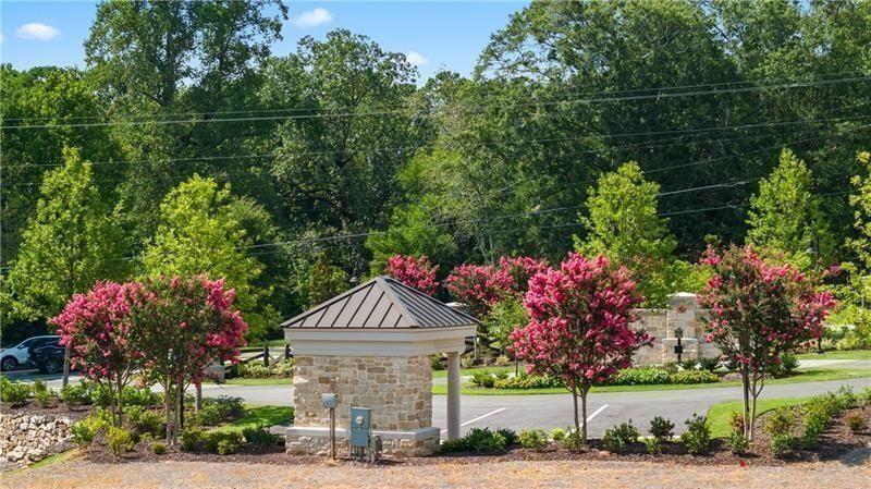 2053 Magnolia Lane