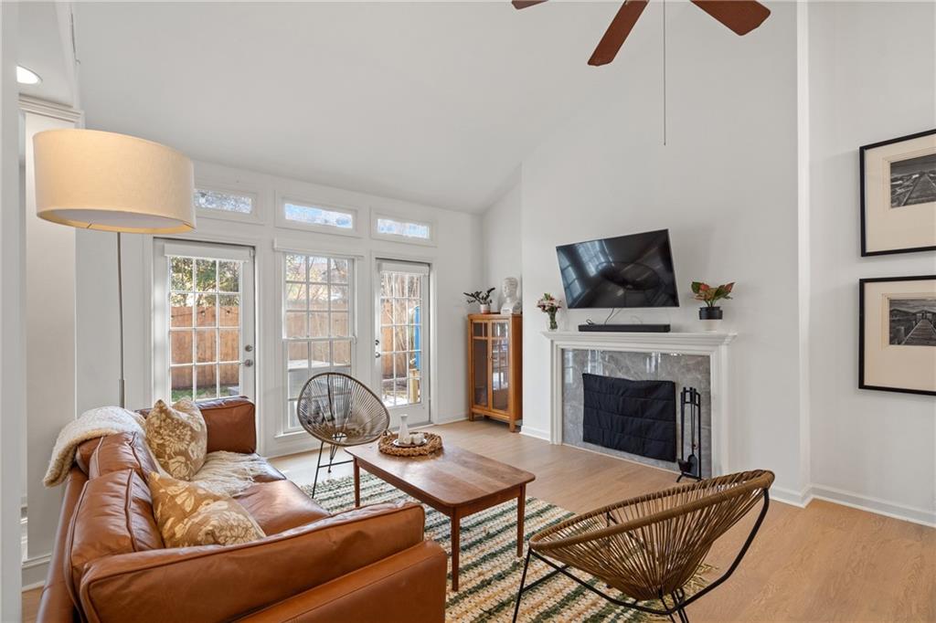 1827 Rockridge Place