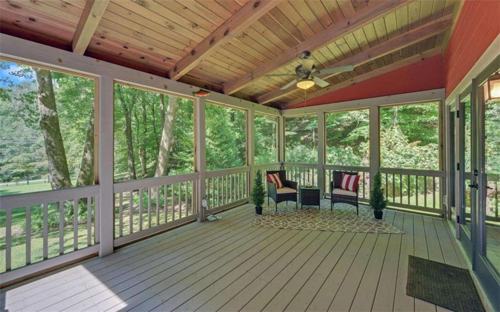 1374 Lucius Road