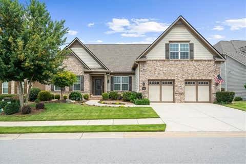 Homes For Sale - 3986 Great Pine Drive<br/> Gainesville, GA 30504