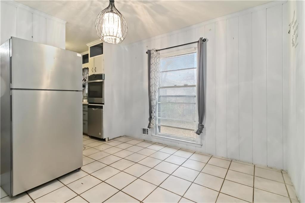 913 Longleaf Drive