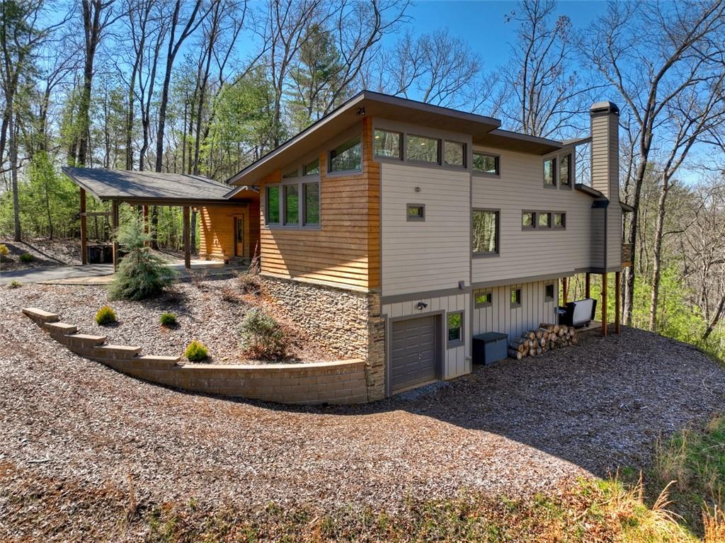 466 E Watersong Bluff