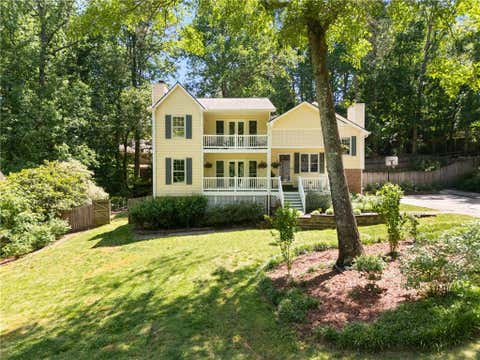 Homes For Sale - 11675 Highland Colony Drive<br/> Roswell, GA 30075