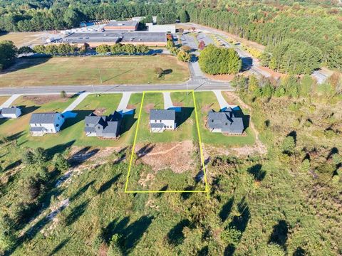 A home in Dacula