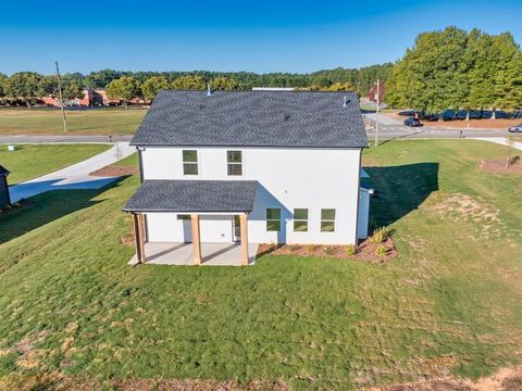 A home in Dacula