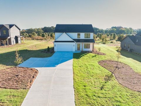 A home in Dacula