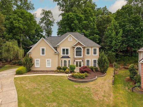 Homes For Sale - 380 Tall Timbers Drive<br/> Roswell, GA 30076