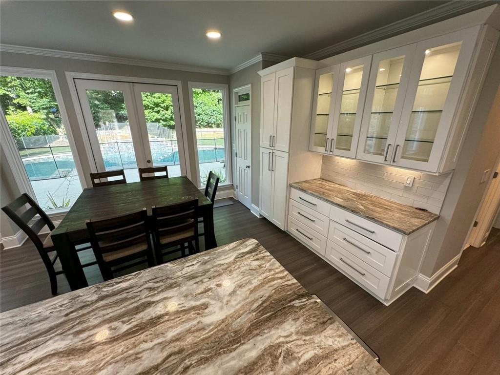 1025 Beacon Hill Crossing