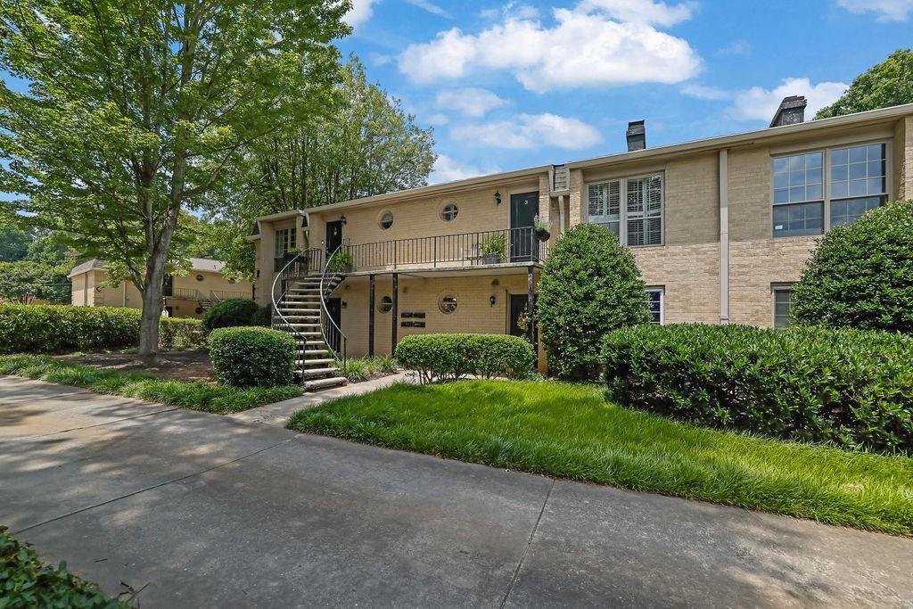 5400 Roswell Road P3