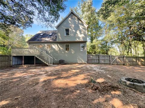 A home in Hiram