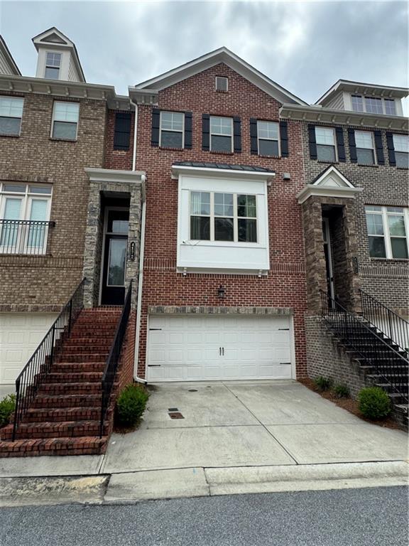 LOCATION!!! TOWSEND AT PERIMETER IS CONVENIENT TO PERIMETER MALL, I-285,400 AND ALL KINDS OF RESTANANTS. THIS IS A FOUR LEVEL LUXURY TOWNHOUSE WITH FULLY FINISHED BASEMENT. LARGEST FLOOR PLAN, TWO STORY FOYER, OPEN LAYOUT, BEAUTIFUL CROWN MOLDING, DESIGNER LIGHTING FITURES, BRIGHT CHEF'S KITCHEN WITH 42" WHITE CABINET, HUGE ISLAND AND BAR, BREAKFAST AREA, QUARTZ COUNTER, LARGE COOKTOP, BUILT-IN MICROWAVE AND OVEN, STAINLESS APPLIANCES, PROFESSION EXHAUSTING VENTLATION HOOD, DINING AREA VIEW TO THE FAMILY ROOM, HARDWOOG FLOOR THROUGHOUT THE MAIM LEVEL, GAS FIREPLACE. UP STAIRS: LUXURIOUS MASTER SUIT WITH LARGE WALKING IN CLOSET, DOUBLE VANITIES, OVERSIZE SHOWER WITH DUAL SHOWER HEADS. TWO SECONDARY BEDROOMS, ONE FULL BATHROOM, HALLWAY LAUNDRY. THE TERRACE LEVEL: TWO CAR GARAGE, ONE LARGE ROOM, ONE FULL BATHROOM, ELECTRIC VEHICLE CHARGING PLUG. LEVEL DRIVEWAY. BASEMENT: FULLY FINISHED, ONE BIG ROOM WITH ONE FULL BATHROOM, WALKING CLOSET. BASEMENT: FINISHED ONE BIG ROOM, FULL BATHROOM WITH FRAMELESS GLASS SHOWER DOOR, WALKING IN CLOSET, SEPARATE AC/HEATING SYSTEM. PRIVATE BACKYARD, TWO FULL SIZE DECKS, WALKING TAIL, CLOSE TO THE PARK.