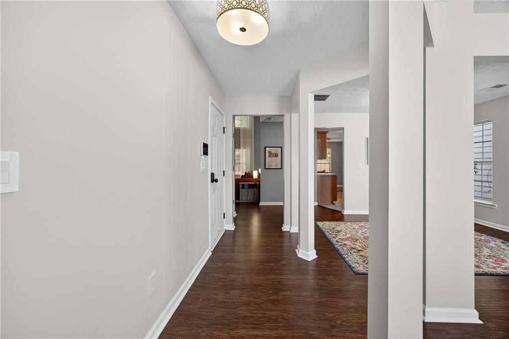 9899 Vista Circle
