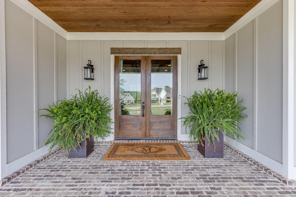 5432 Yachtsman Lane