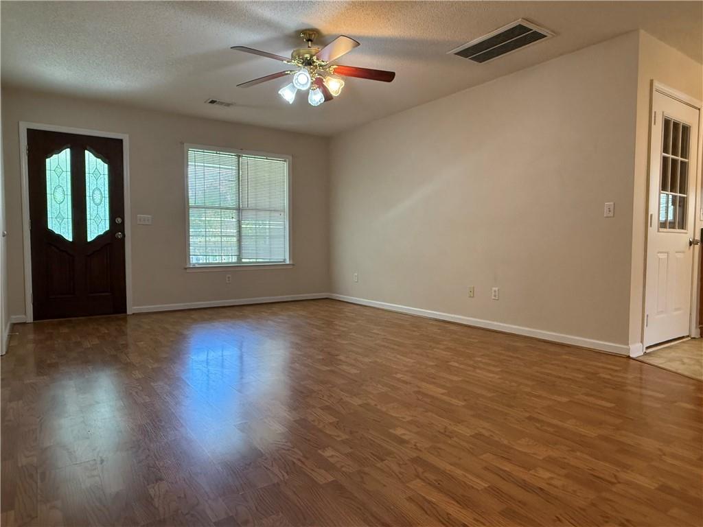 639 Buck Boulevard SE