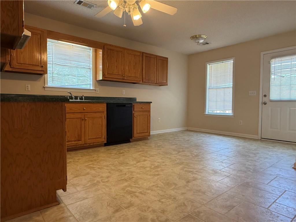 639 Buck Boulevard SE
