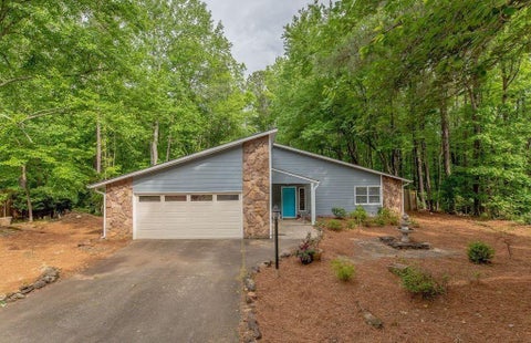 Homes For Rent - 180 Crabtree Drive<br/> Roswell, GA 30076