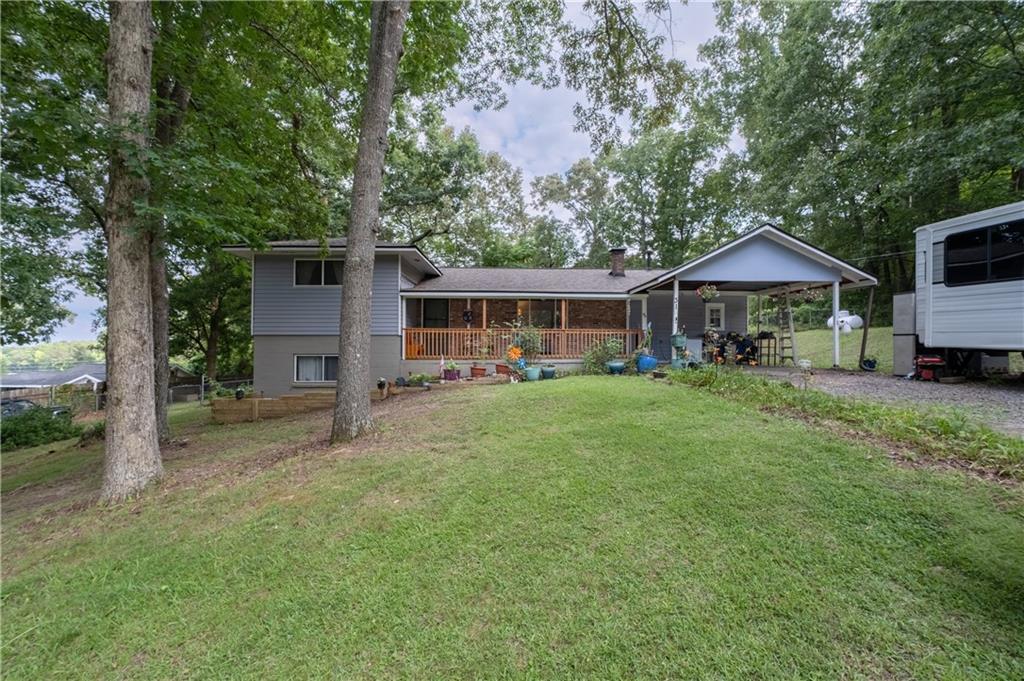 31 Rock Fence Circle SE