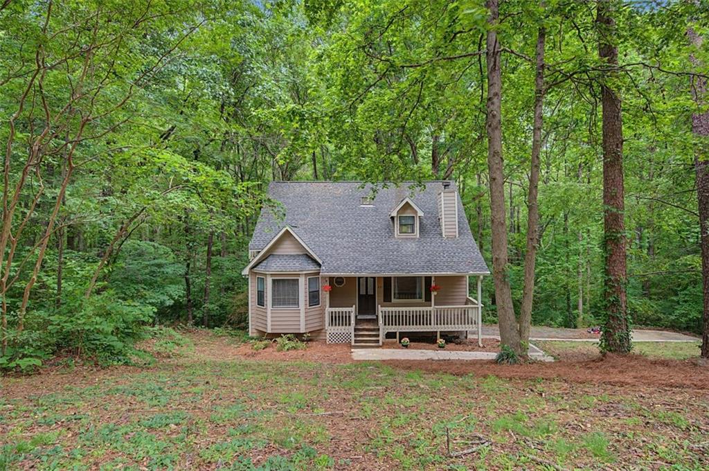 251 Paces Lakes Drive
