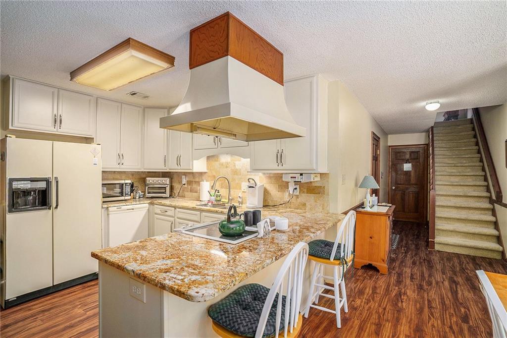 3472 Honeycomb Drive SE