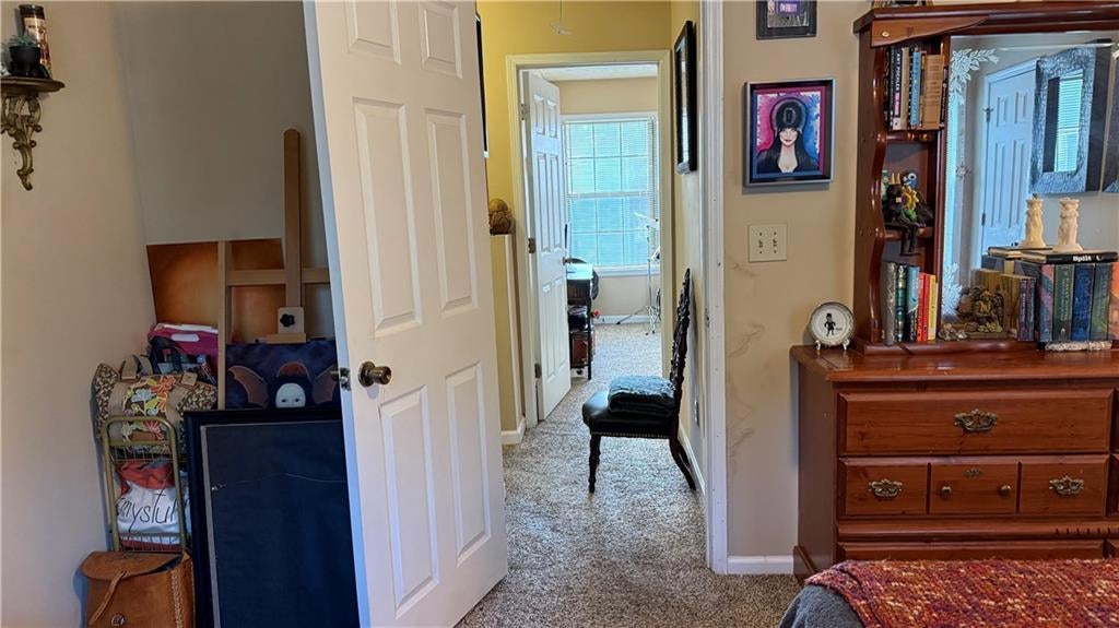 1046 Thornwoode Lane