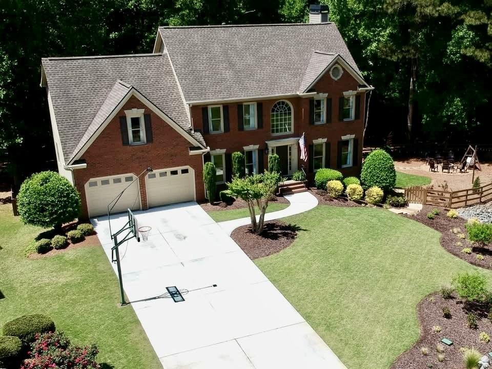 1659 Duxbury Lane NW