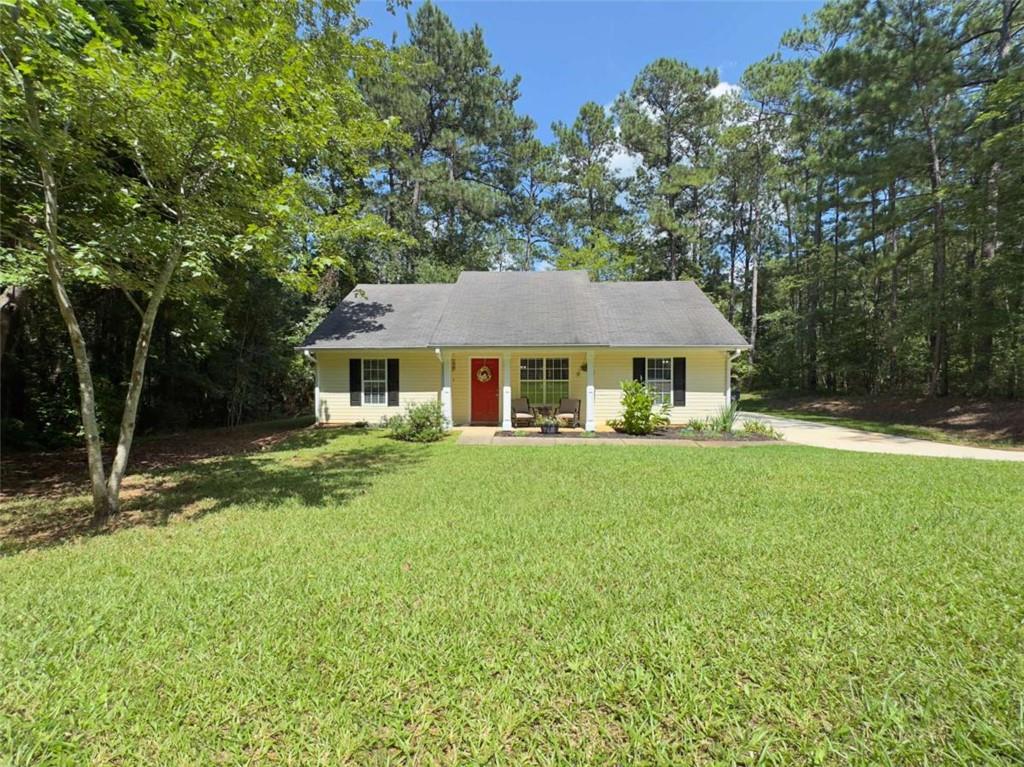Welcome to this charming well maintained 3-bed, 2-bath move-in ready home in sought after Turtle Cove. Comfortable living with a practical split floor plan. Featuring several updates in 2023 - new HVAC, Water heater, fresh flooring, interior paint, new toilets, Kitchen updated with new counters/sink & stainless steel appliances, fenced in back yard and the driveway was extended to provide added convenience for parking. Nestled in a private setting, this property offers some seclusion while being part of the vibrant Turtle Cove community. A community known for its scenic lake beaches, 9 hole golf course, playgrounds, pool, pickleball and tennis courts, and clubhouse w/restaurant. Don't miss your chance to make this one yours!!! No Blind Offers, Must See Property.