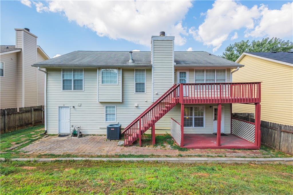 1050 Falling Water Lane, Norcross, Georgia image 34