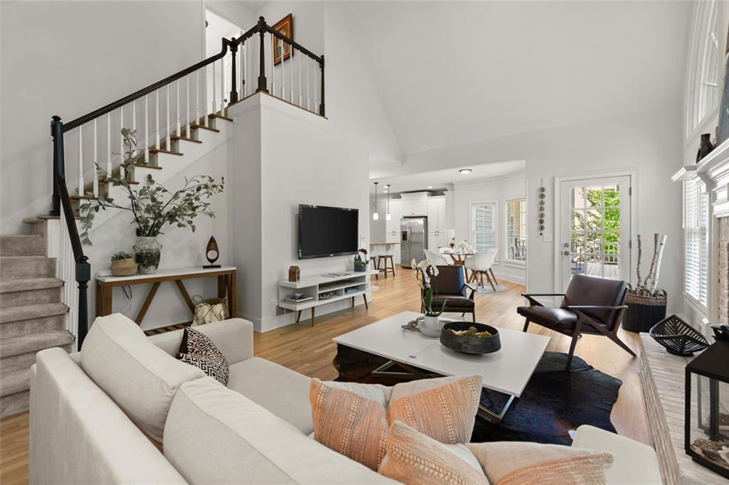 5620 Preserve Circle