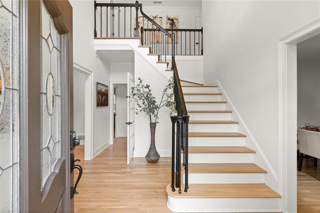 5620 Preserve Circle