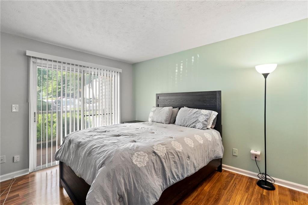1211 Glenleaf Drive