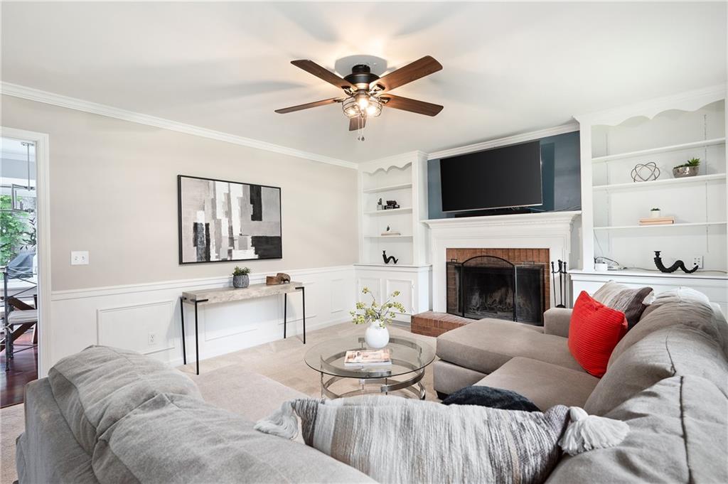 Windsor Oaks - Residential
