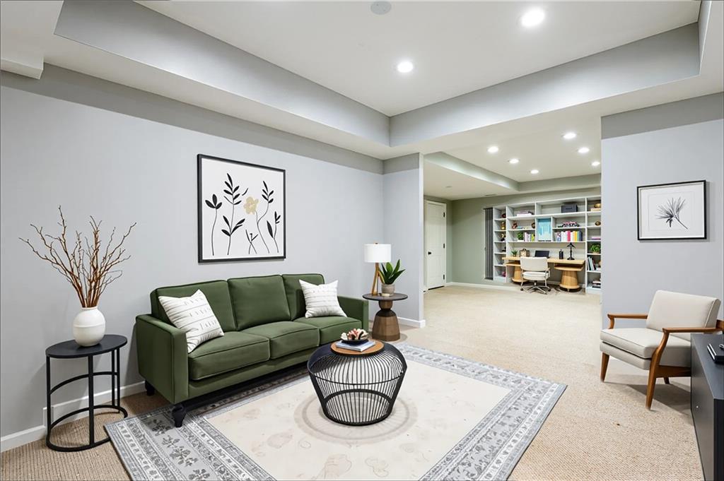 Windsor Oaks - Residential
