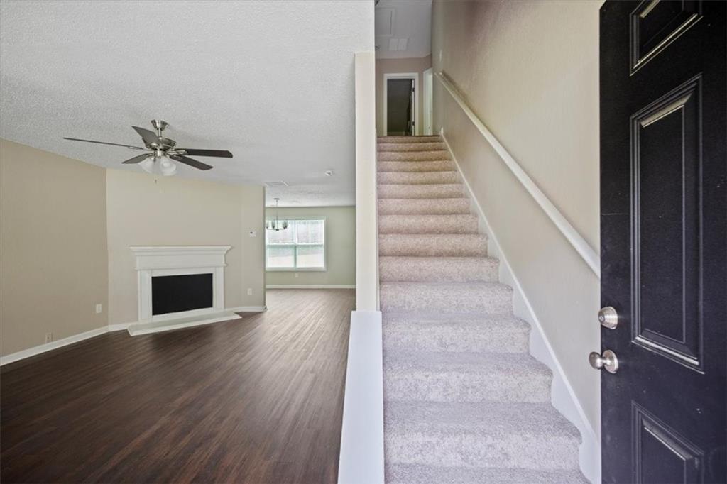 3915 Cypress Pointe Drive, Union City, Georgia image 6