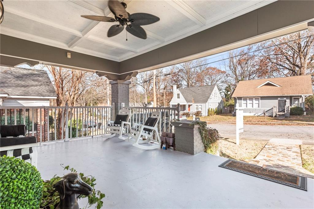 1450 Elizabeth Lane