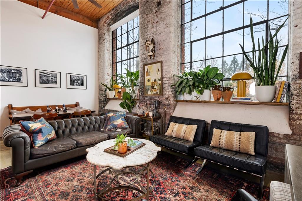 170 Boulevard SE H-226