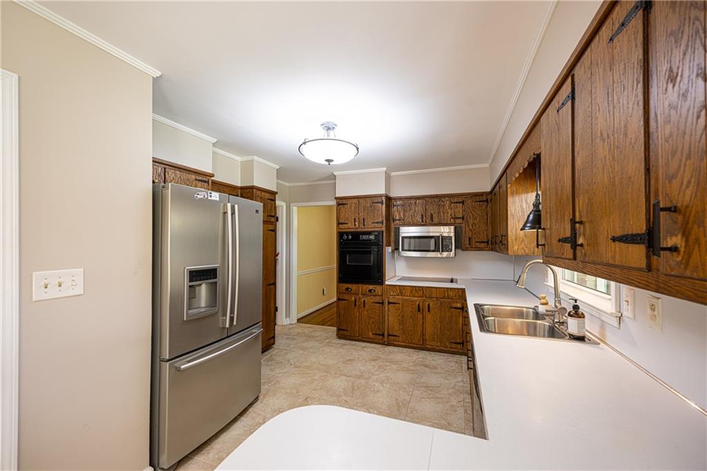 4350 Bonaparte Drive, Tucker, Georgia image 12