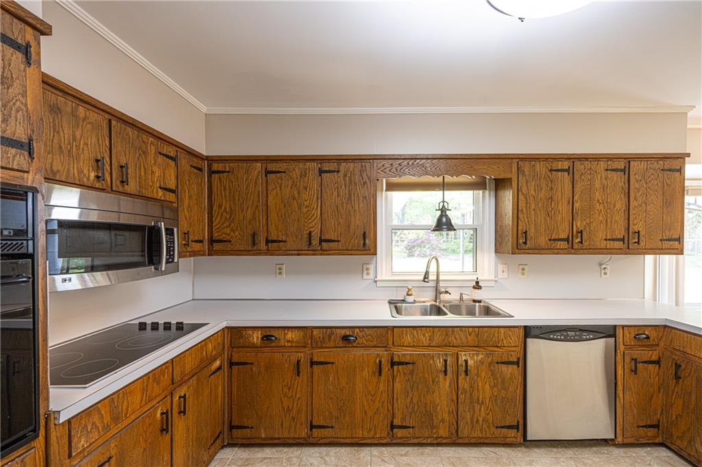 4350 Bonaparte Drive, Tucker, Georgia image 13