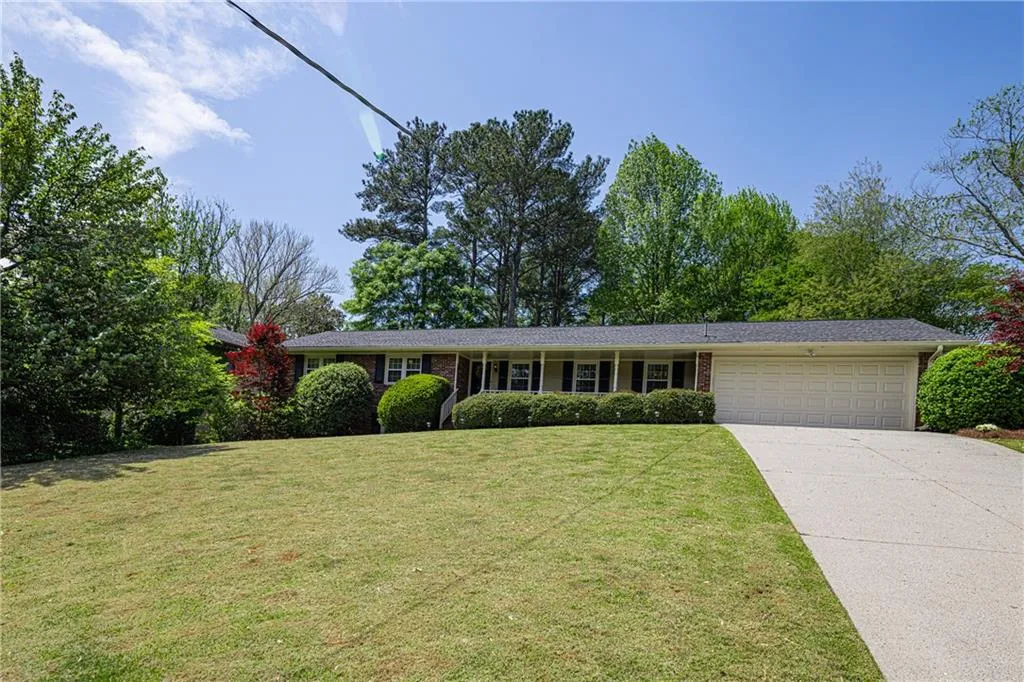 Tucker, Georgia 30084, United States, 3 Bedrooms Bedrooms, ,2 BathroomsBathrooms,Residential,Pending,112200